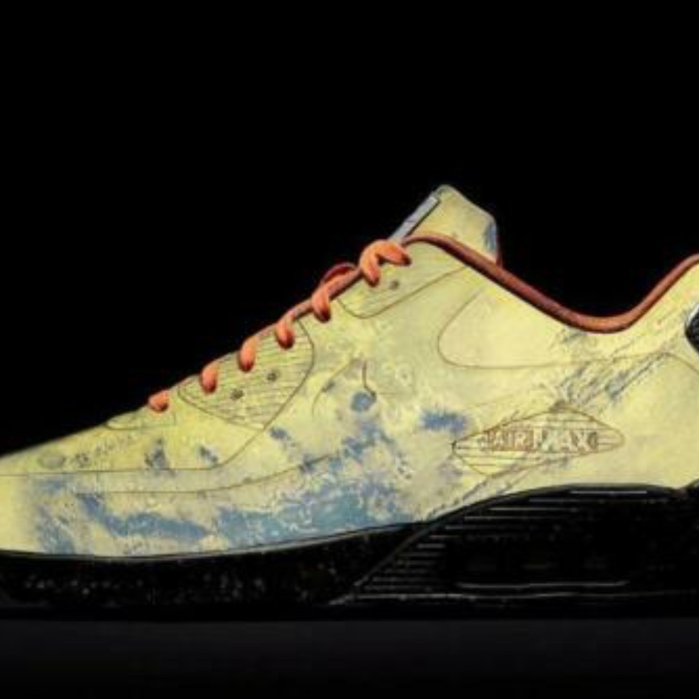Nike Air Max Mars Landing